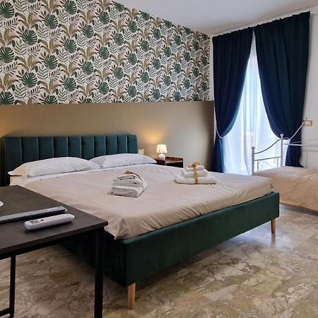 Panoramico Bed & Breakfast คาตาเนีย ภายนอก รูปภาพ